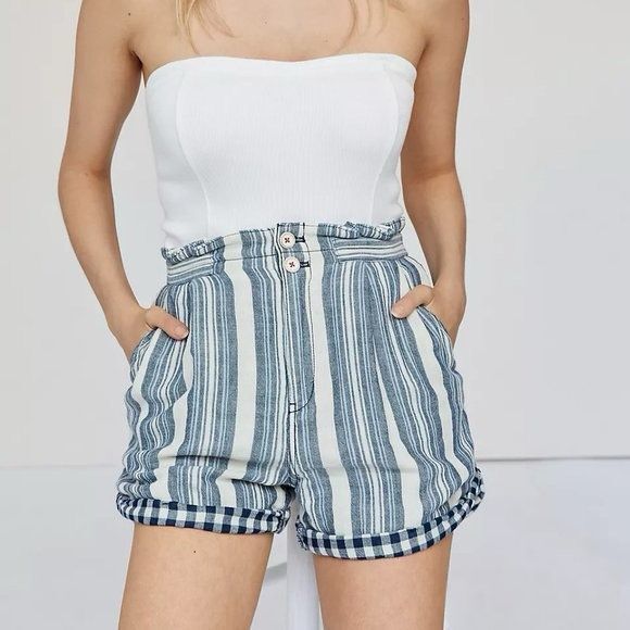 Anthropologie Pants - ✨Pilcro Anthropologie Womens Everyday Stripe Paperbag High Waist Sz 31 Shorts✨